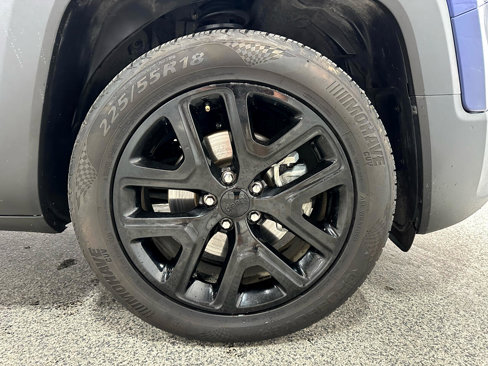 Used 2018 Jeep Renegade Altitude image 71