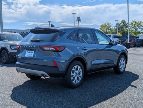 New 2025 Ford Escape Active image 2