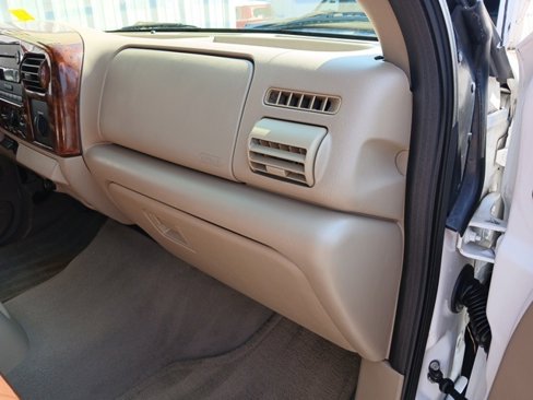 Used 2006 Ford F350 Lariat image 24