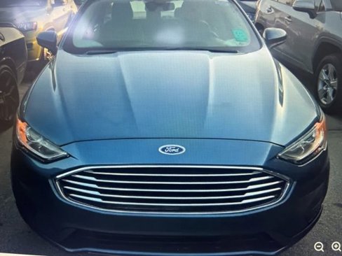 Used 2019 Ford Fusion SE image 7