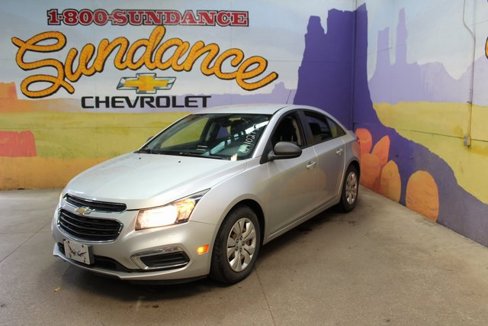 Used 2016 Chevrolet Cruze LS image 2