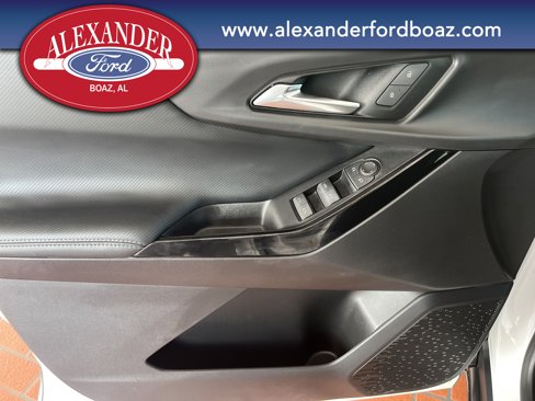 Used 2025 Chevrolet Equinox LT image 9
