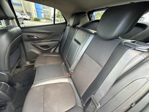 Used 2019 Buick Encore Preferred image 28