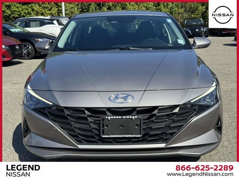 Used 2023 Hyundai Elantra SEL image 2
