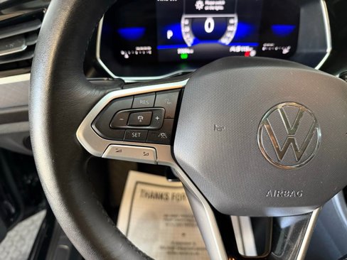 Used 2022 Volkswagen Jetta SE image 18