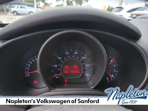 Used 2015 Kia Soul + image 10