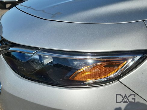 Used 2022 Chevrolet Malibu LT image 9