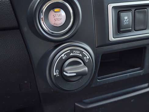 Used 2018 Nissan Titan S w/ S Utility Package image 11