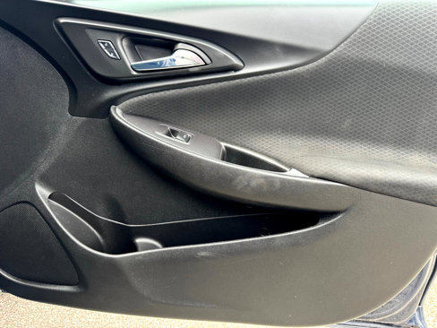 Used 2017 Chevrolet Malibu LS image 19
