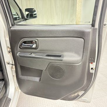 Used 2012 Chevrolet Colorado LT image 18