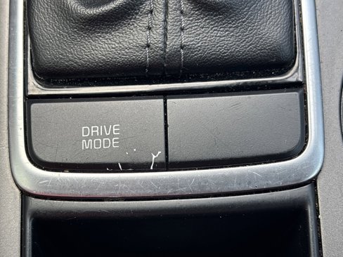 Used 2020 Kia Optima LX image 9