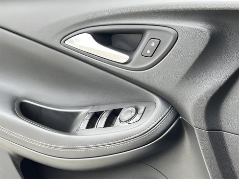 Used 2021 Buick Encore GX Select image 27