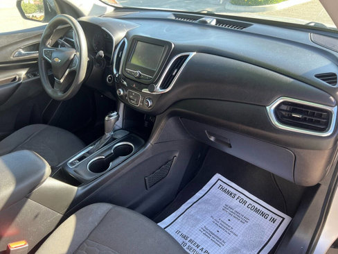 Used 2018 Chevrolet Equinox LT image 14