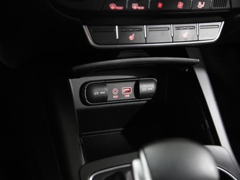 Used 2020 Kia Sorento LX w/ LX I4 Convenience Package image 15