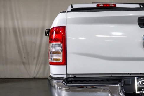 Used 2020 RAM 2500 Tradesman w/ Chrome Appearance Group image 39