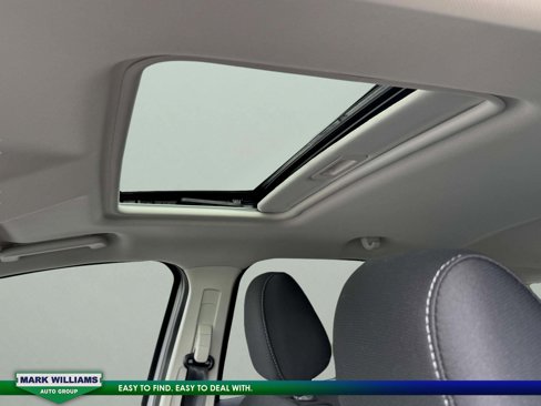 Used 2022 Ford EcoSport SE w/ SE Convenience Package image 21