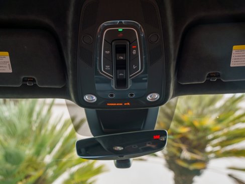 Used 2022 Lamborghini Urus image 17