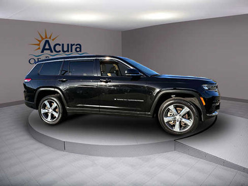 Used 2021 Jeep Grand Cherokee L Limited image 3