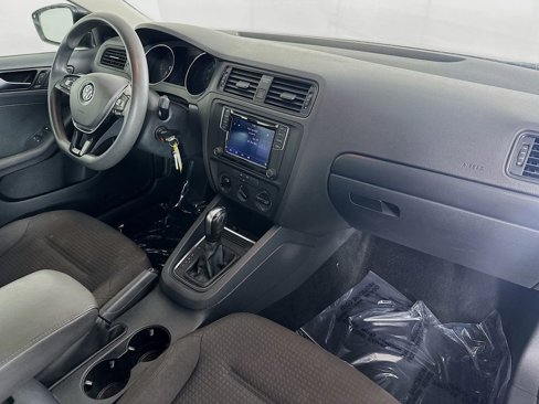 Used 2016 Volkswagen Jetta S image 31