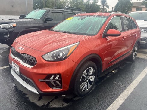 Used 2022 Kia Niro LXS image 2