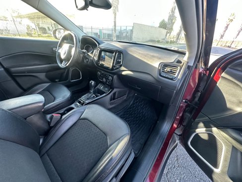 Used 2021 Jeep Compass Latitude image 18