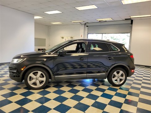 Used 2018 Lincoln MKC Premiere image 4