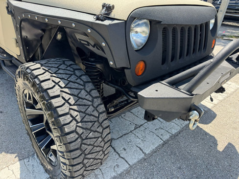 Used 2012 Jeep Wrangler Unlimited Sport image 10