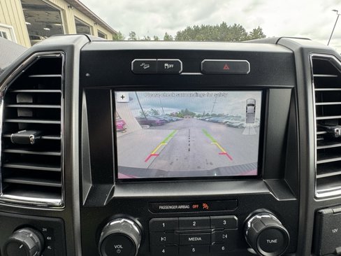 Used 2016 Ford F150 XLT w/ Equipment Group 302A Luxury image 21