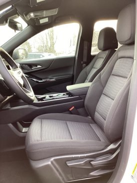New 2025 Chevrolet Equinox LT image 7