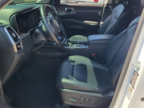 Used 2021 Kia Sorento SX image 5