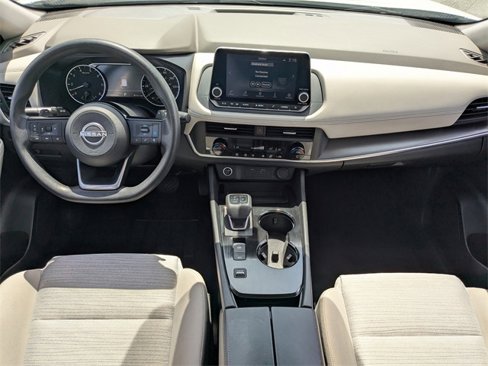 Used 2023 Nissan Rogue SV image 15