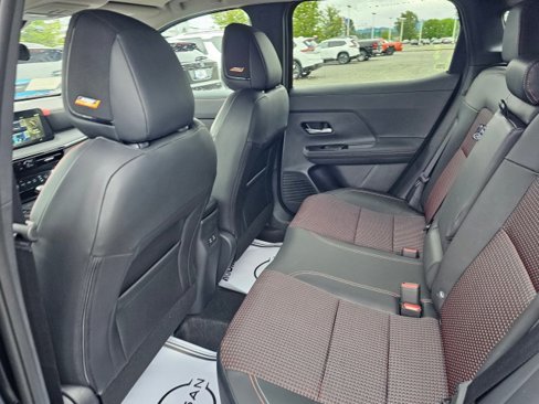 New 2025 Nissan Kicks SR w/ SR Premium Package image 21