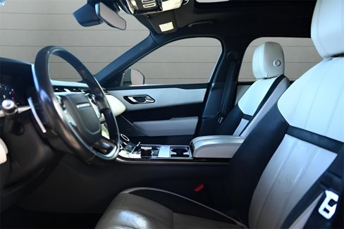 Used 2019 Land Rover Range Rover Velar R-Dynamic SE image 23