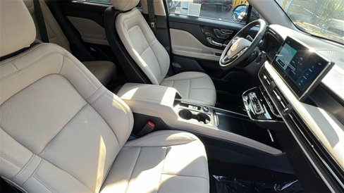 New 2025 Lincoln Corsair FWD w/ Equipment Group 101A image 16