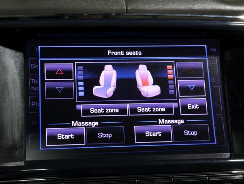 Used 2013 Jaguar XJ image 79