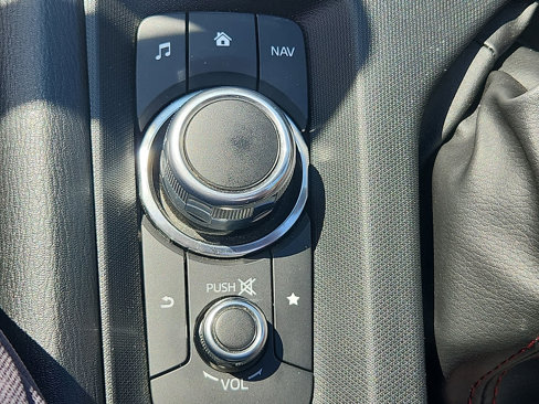 Used 2018 MAZDA MX-5 Miata RF Club image 25