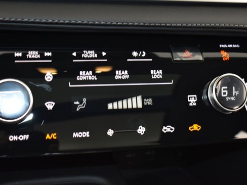 New 2026 INFINITI QX60 Luxe w/ Family Package image 12