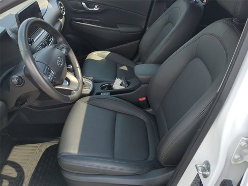 Used 2022 Hyundai Kona Limited image 12