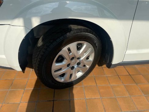 Used 2019 Dodge Journey SE image 6