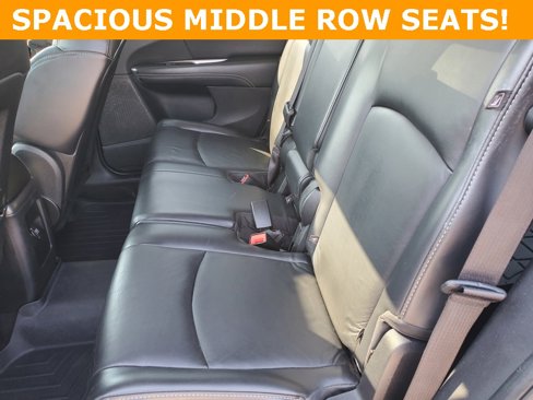 Used 2014 Dodge Journey Crossroad w/ Flexible Seating Group image 9