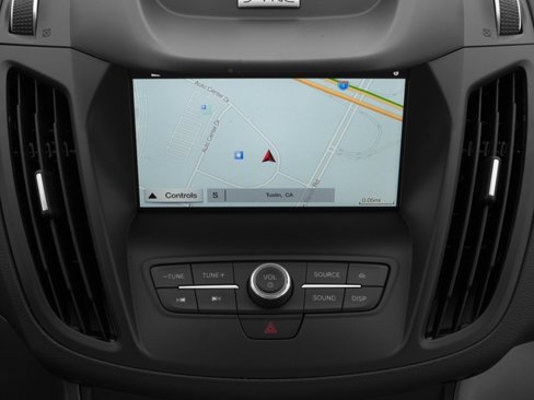 Used 2017 Ford C-MAX Energi Titanium image 17