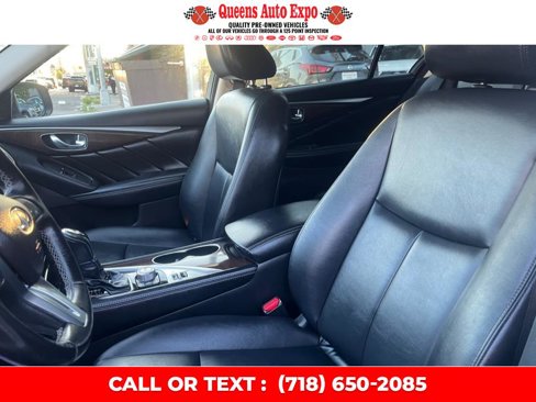 Used 2018 INFINITI Q50 Luxe w/ Essential Package (3.0T Luxe) image 8