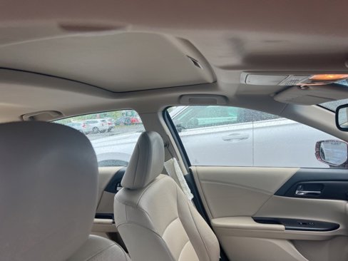 Used 2013 Honda Accord EX-L image 4