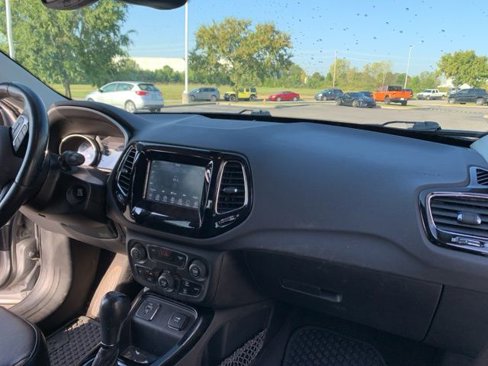 Used 2018 Jeep Compass Altitude w/ Popular Equipment Group image 14