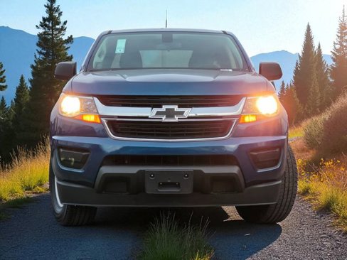 Used 2019 Chevrolet Colorado W/T w/ WT Convenience Package image 3