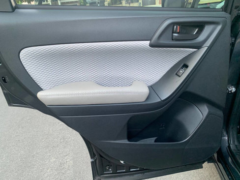 Used 2018 Subaru Forester 2.5i Premium image 16
