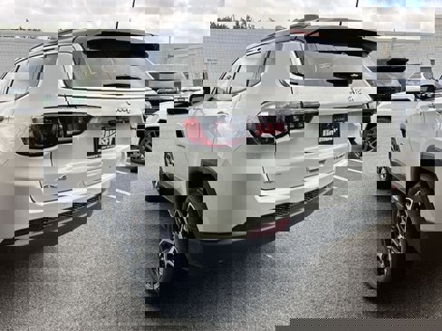 New 2025 Jeep Compass Limited image 6
