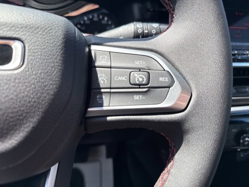 New 2026 Jeep Compass Trailhawk image 31