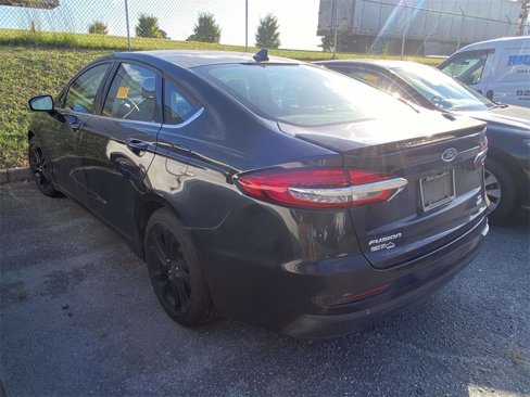 Used 2020 Ford Fusion SE w/ Equipment Group 151A image 6