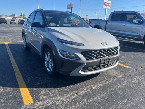 Used 2023 Hyundai Kona SEL image 1